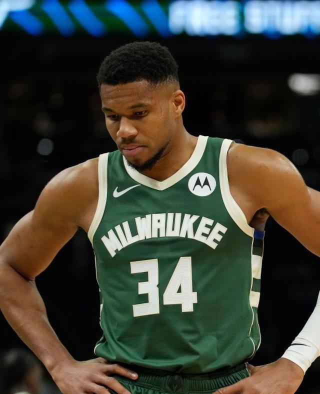 狗子28app下载-明确标出两位非卖品！火箭没兴趣为字母哥拆队